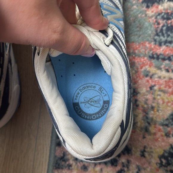 Women's New Balance 1023 White and Blue Sneakers Size 9B - Picture 6 of 8